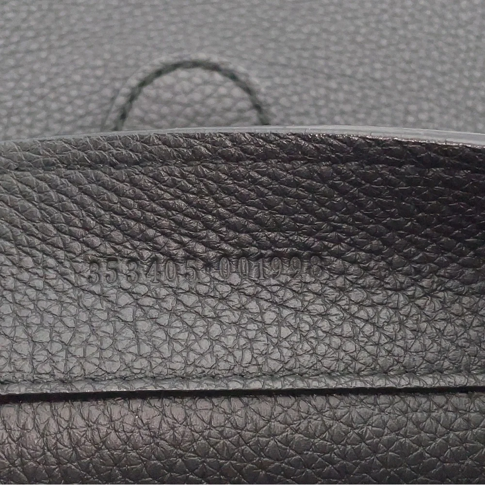 Auth GUCCI Leather Black Clutch Bag/Briefcase 🔥EUC Condition w/ key & dustbag